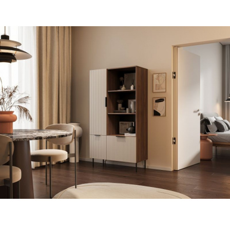 ALMERA TÍPUS 4 Vitrin, dió