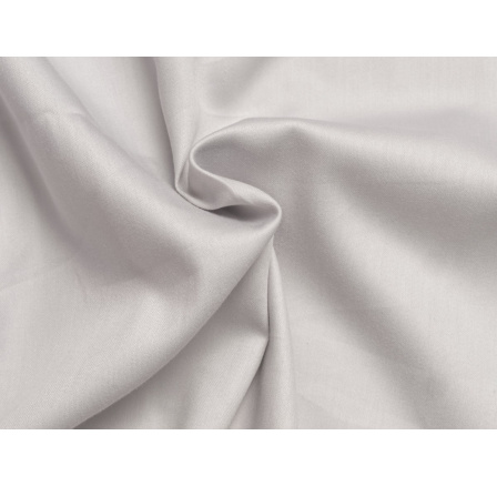 Světle šedé saténové prostěradlo plachta bez gumy