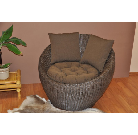 Ratanové křeslo Gentong hnědé s polstrem