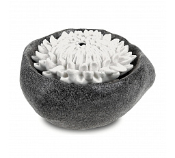 Fontána s LED osvětlením - polyresin, černá, dekor kámen a bílý květ